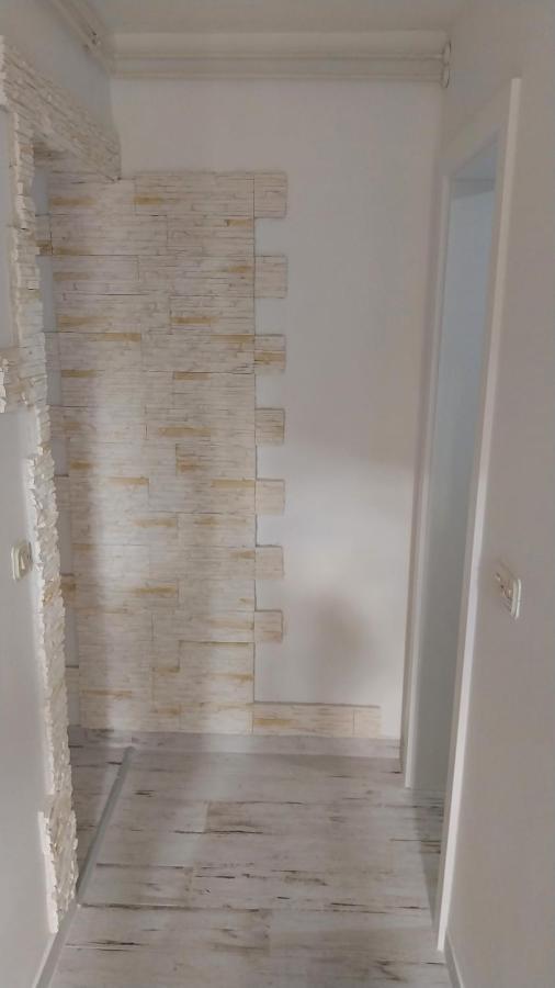 Jan 2 Διαμέρισμα Πούλα Εξωτερικό φωτογραφία